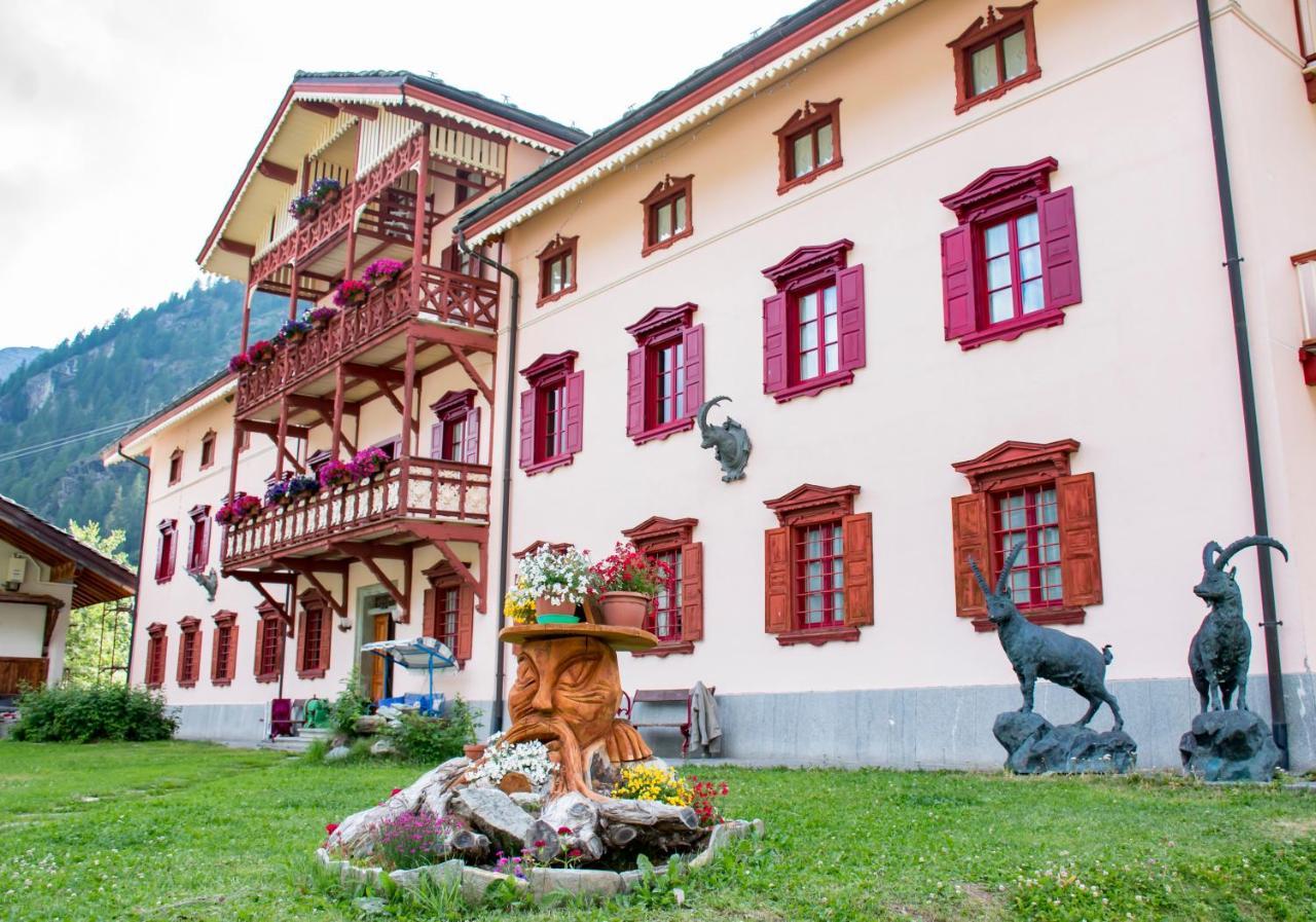 Hotel La Villa Della Regina Gressoney-La-Trinite Exterior photo